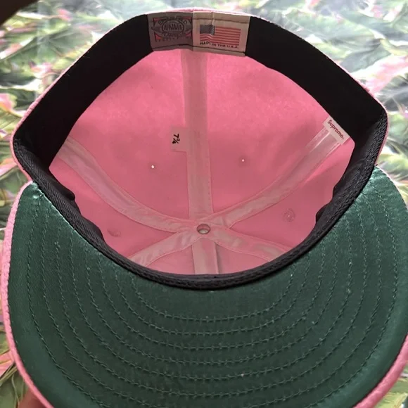 Ebbets X Supreme - Picture 3 of 3